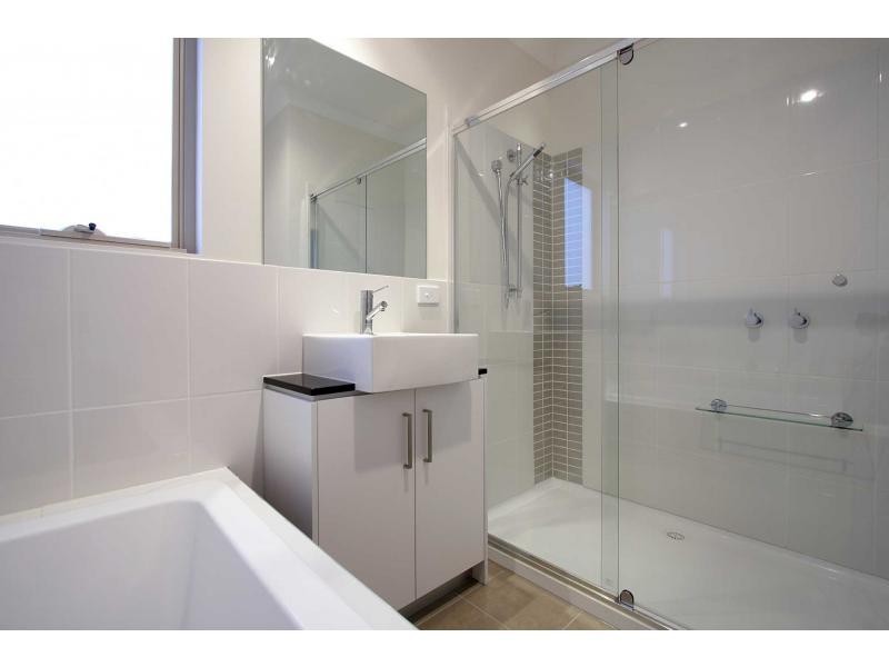 2D Bembridge Avenue, Frankston South VIC 3199