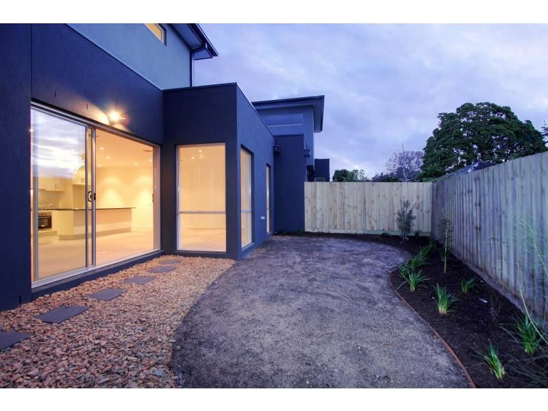 2D Bembridge Avenue, Frankston South VIC 3199