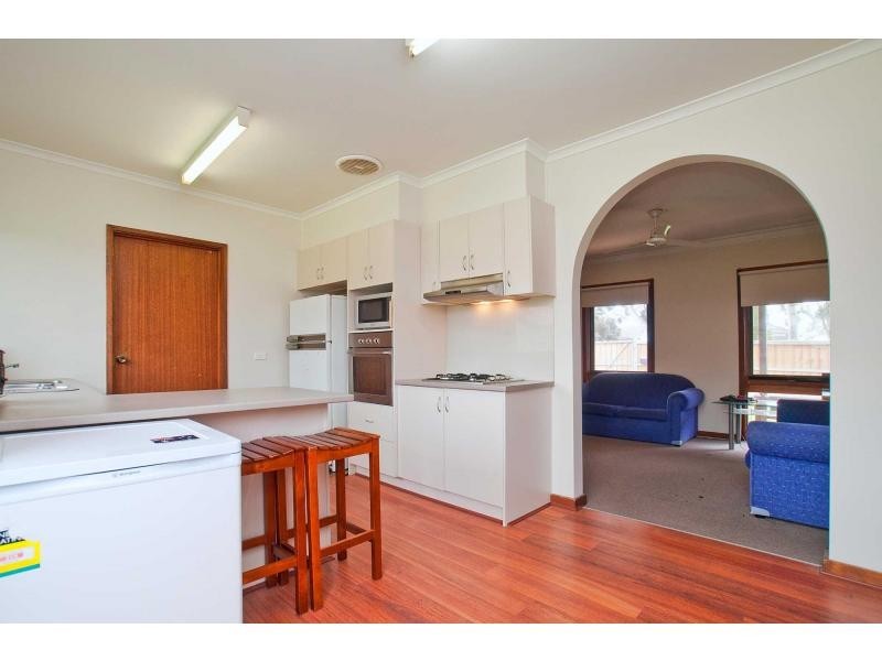 1/39 Deane Street, Frankston VIC 3199