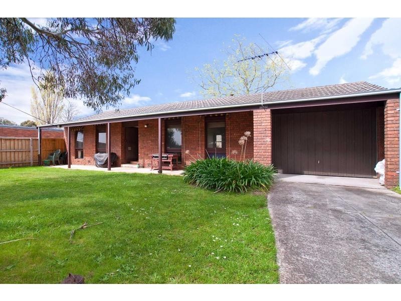 1/39 Deane Street, Frankston VIC 3199