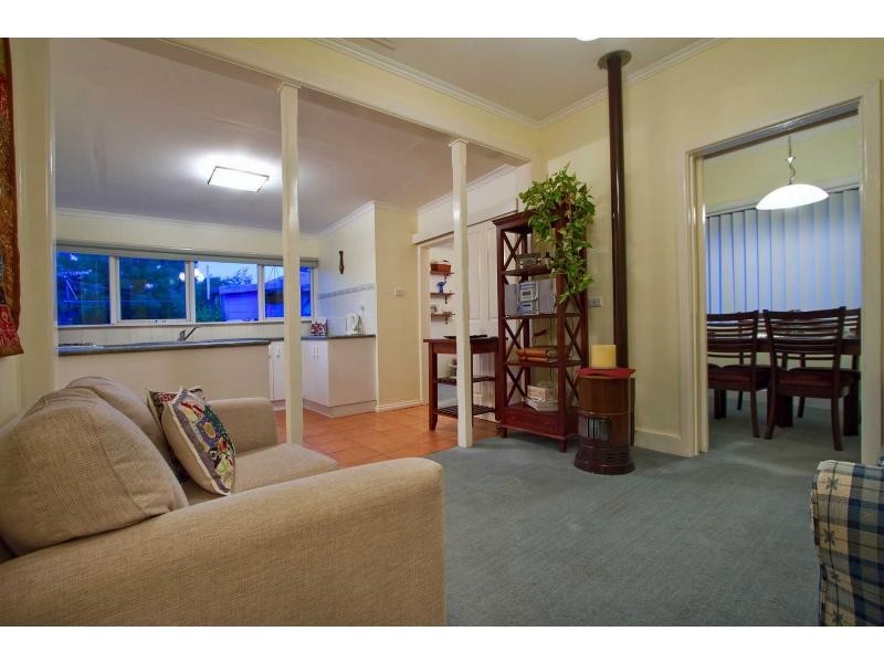 18 Campbell Street, Frankston VIC 3199