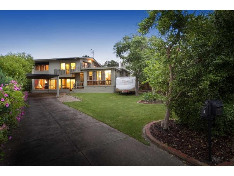 9 Bader Court, Frankston South VIC 3199