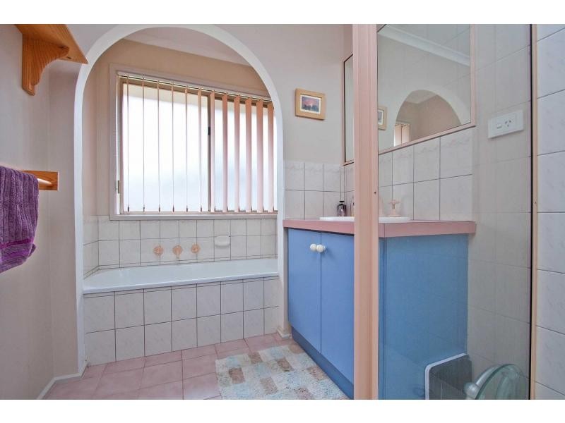 16 Ballymore Court, Frankston VIC 3199