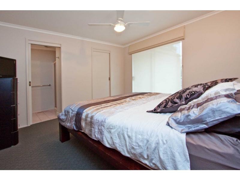 16 Ballymore Court, Frankston VIC 3199