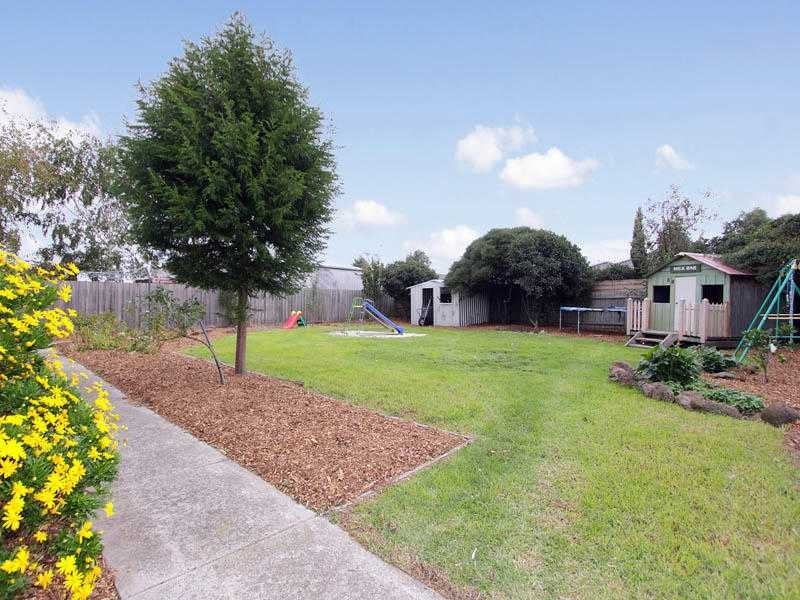 39 Amberley Drive, Mount Martha VIC 3934
