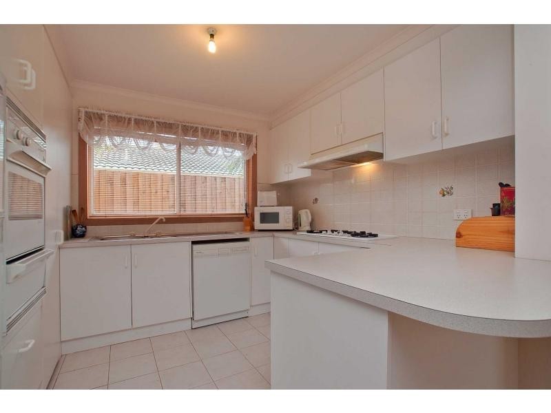 5 Nicole Court, Skye VIC 3977