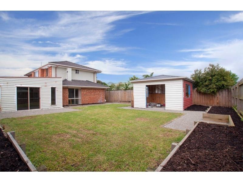 5 Nicole Court, Skye VIC 3977