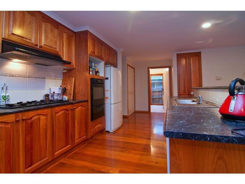 13 Heathwren Close, Frankston South VIC 3199