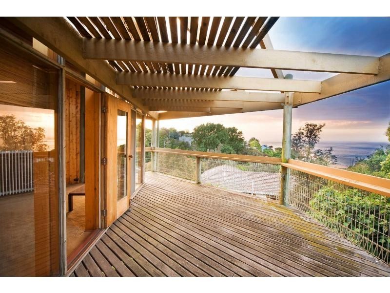4 Fenton Crescent, Frankston South VIC 3199