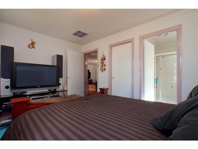 4 Katrina Court, Carrum Downs VIC 3201