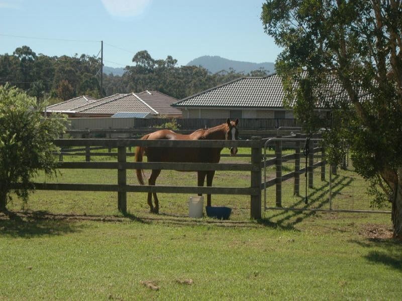 95 Albatross Road, Nowra NSW 2541