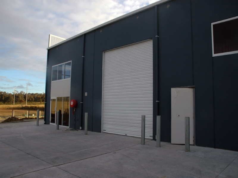 33 Tom Thumb Avenue, Nowra NSW 2541