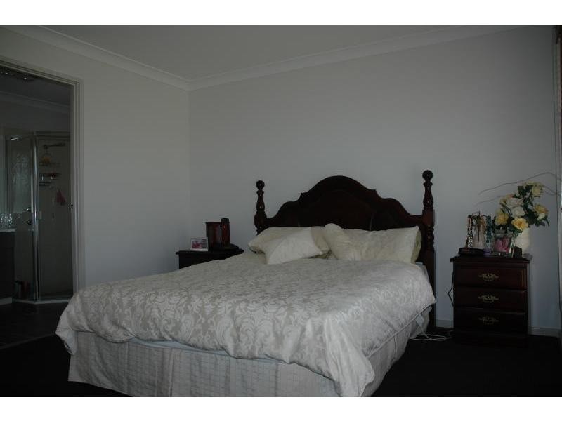 139 Rayleigh Drive, Worrigee NSW 2540