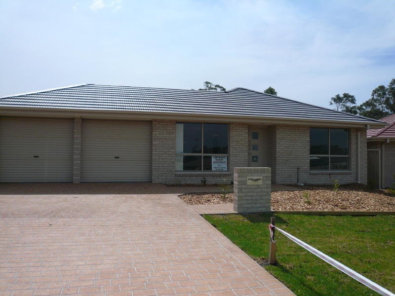 2 Palm Lily Close cl, Worrigee NSW 2540