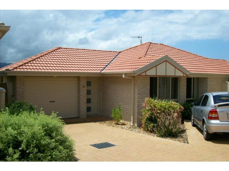 10/8 Meroo Road, Bomaderry NSW 2541