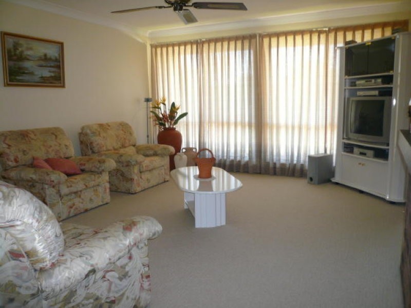 31 Glenair Avenue, West Nowra NSW 2541