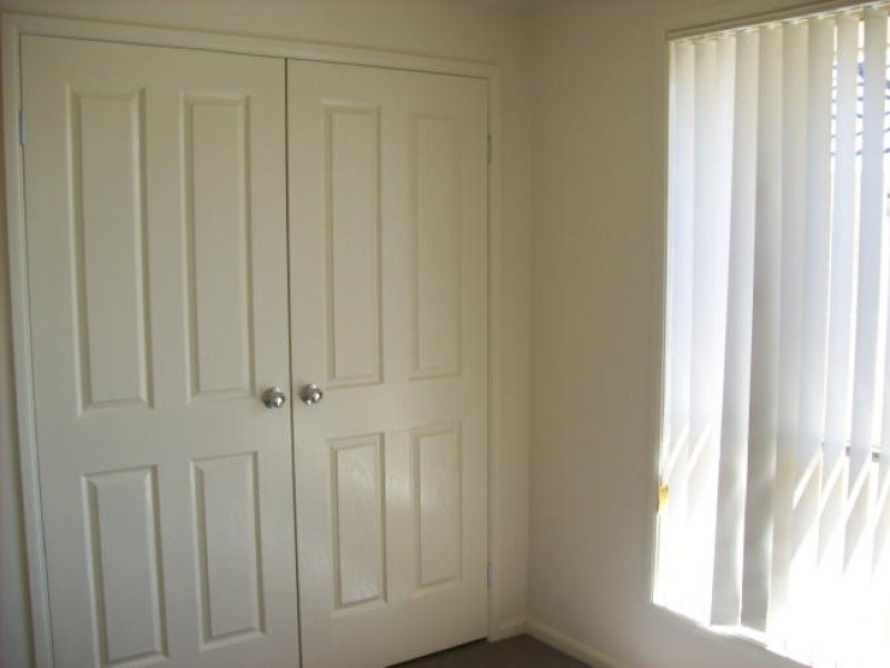 3/8 Meroo Road, Bomaderry NSW 2541