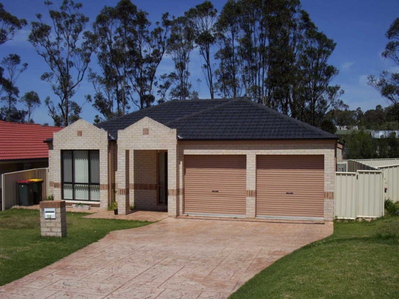 12 Olympic Drive, West Nowra NSW 2541