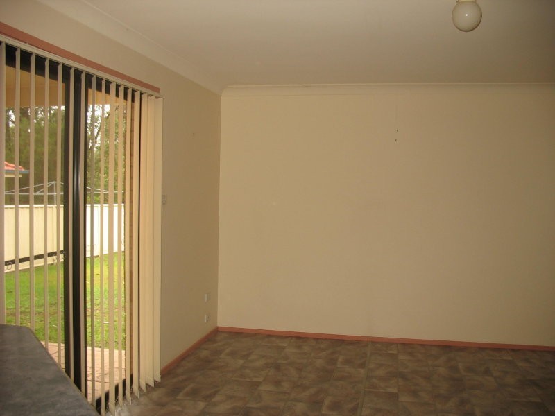 12 Olympic Drive, West Nowra NSW 2541