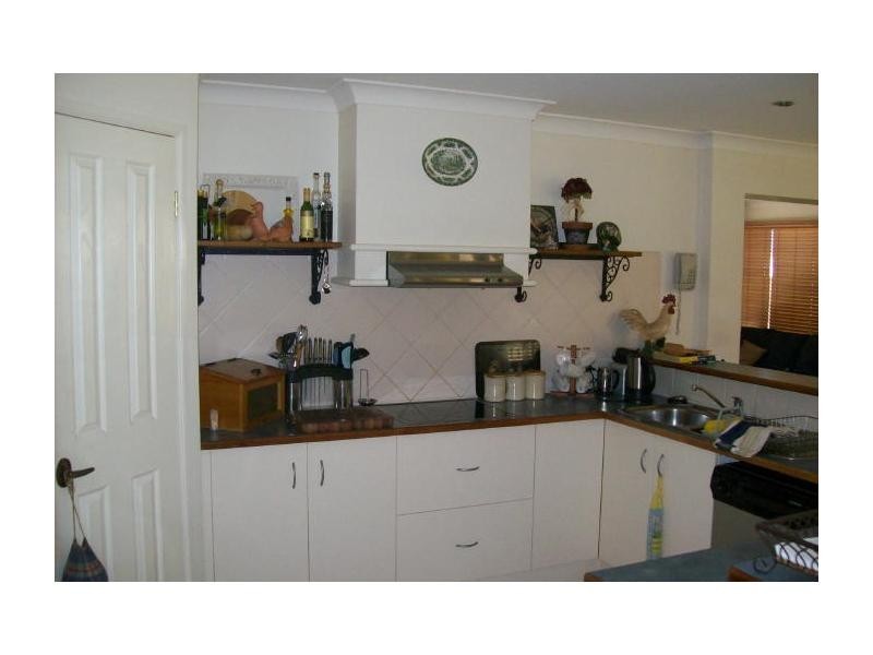 31 Arthur Street, Worrigee NSW 2540