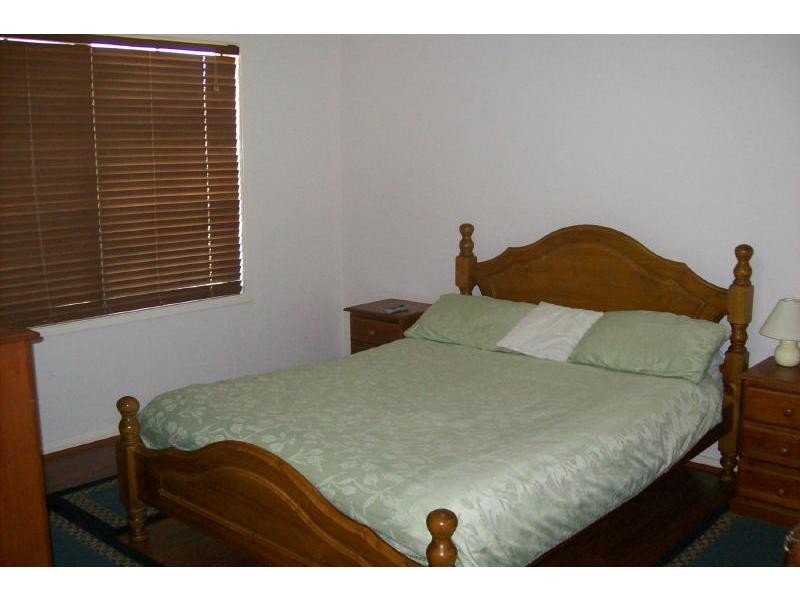 9 Hesperus Close, Nowra NSW 2541