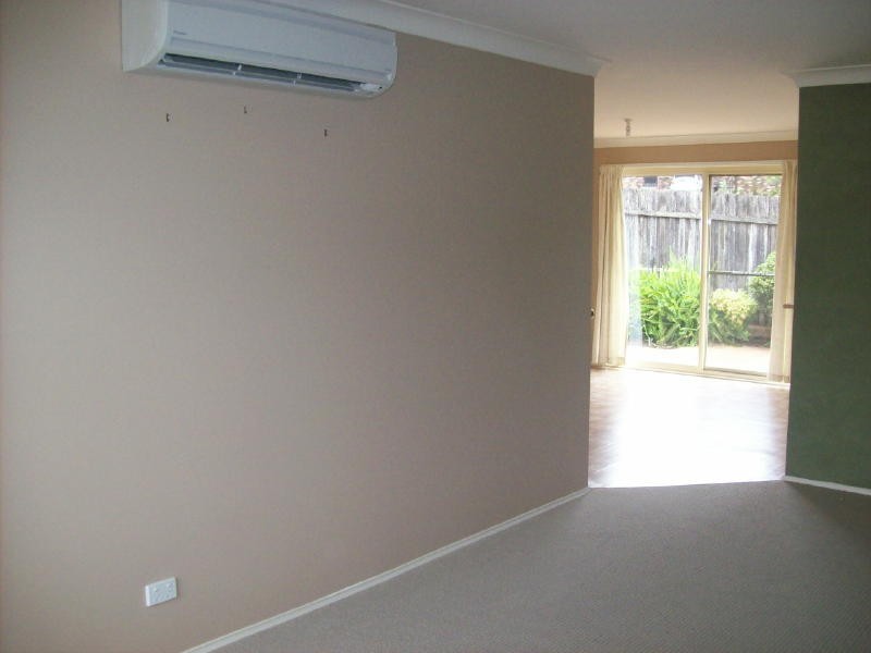 6/67 Brinawarr Street, Bomaderry NSW 2541
