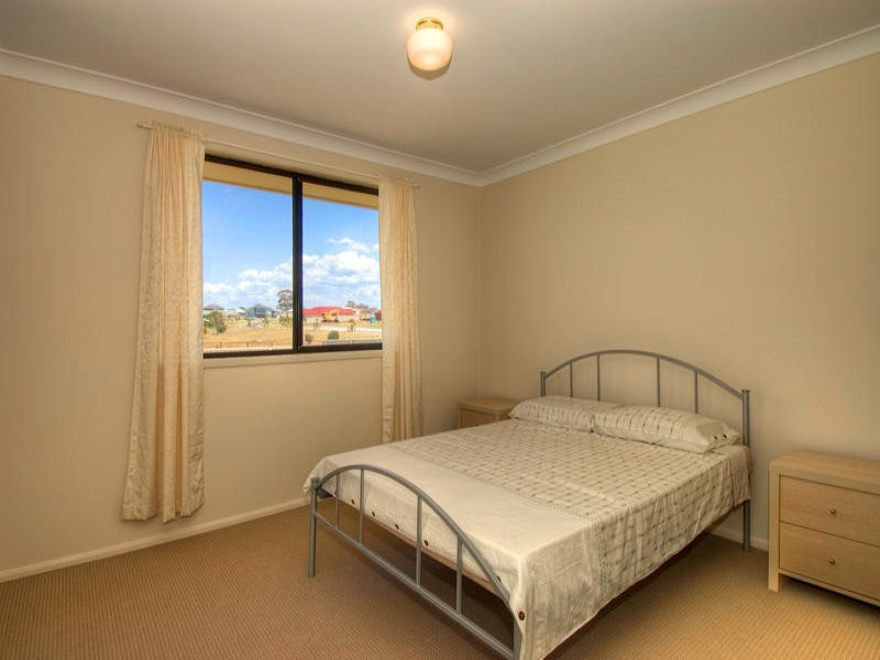 35B Bluewattle Road, Worrigee NSW 2540