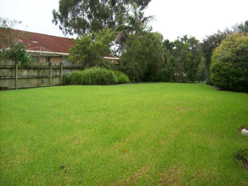 2 Garden Grove, Worrigee NSW 2540