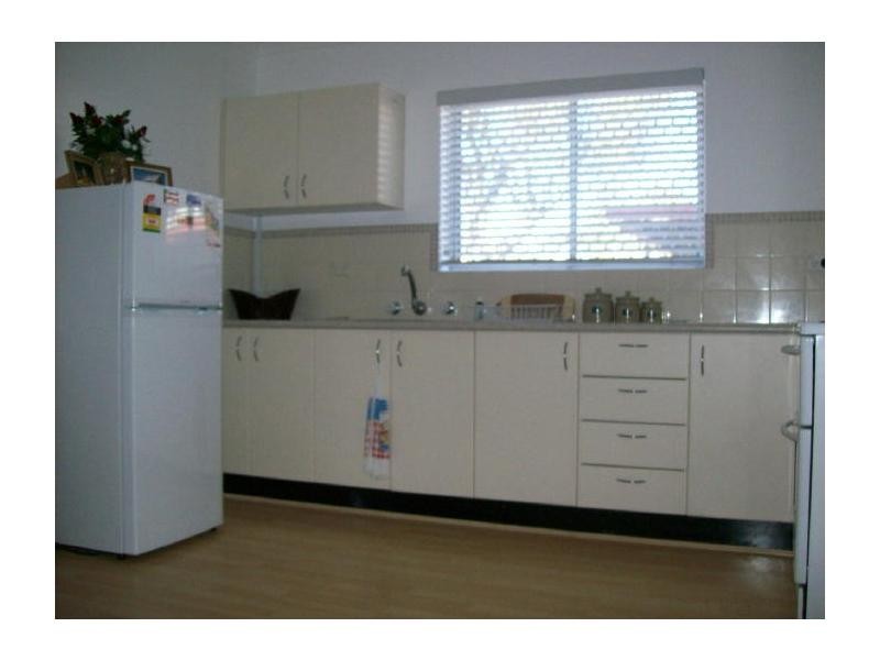 4/2 Morton Parade, Nowra NSW 2541