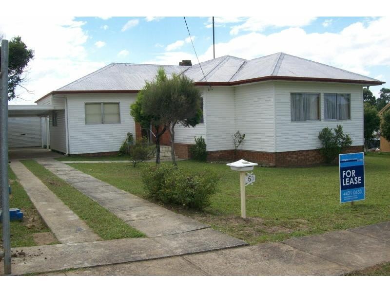 5 Ryan Avenue, Nowra NSW 2541