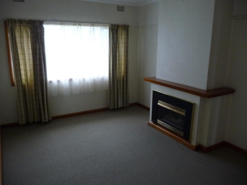 5 Ryan Avenue, Nowra NSW 2541