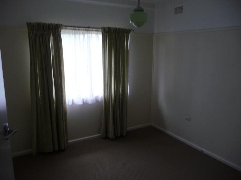 5 Ryan Avenue, Nowra NSW 2541