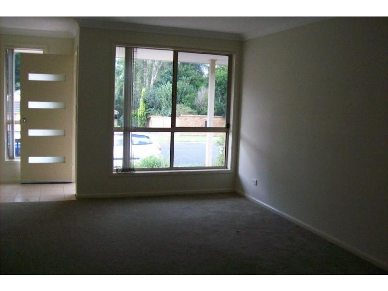 122D Jasmine Drive, Bomaderry NSW 2541