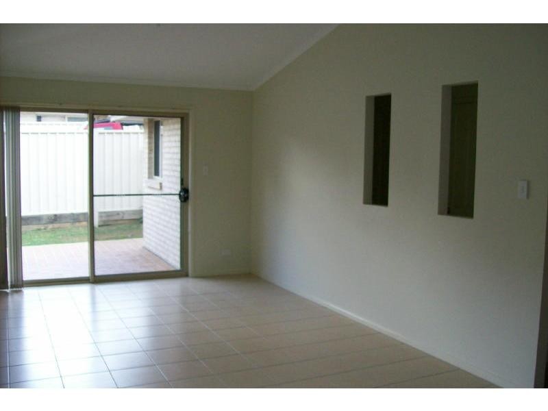 122D Jasmine Drive, Bomaderry NSW 2541