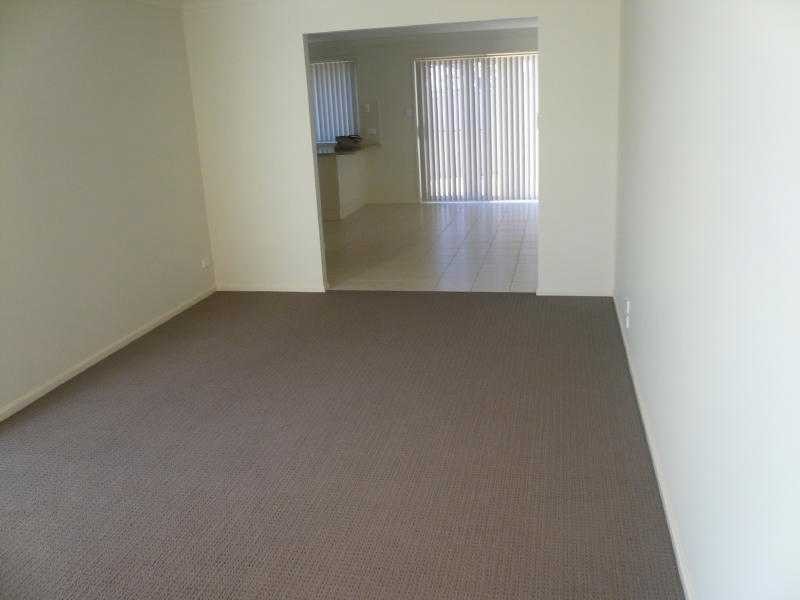 7/8 Meroo Road, Bomaderry NSW 2541