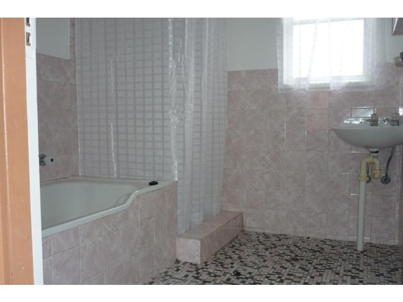 431 Princes Highway, Bomaderry NSW 2541