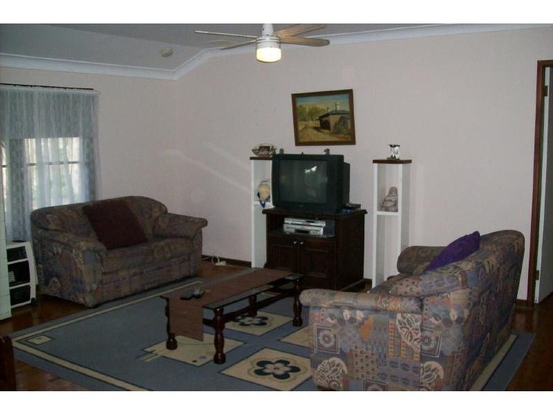 13 Elyard Drive, Nowra NSW 2541