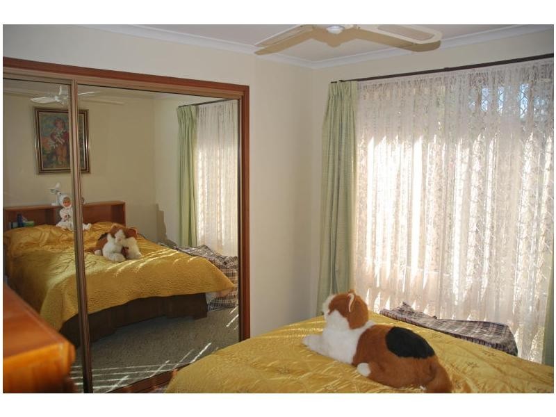 33 Gunyuma Crescent, North Nowra NSW 2541