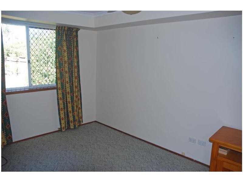 33 Gunyuma Crescent, North Nowra NSW 2541