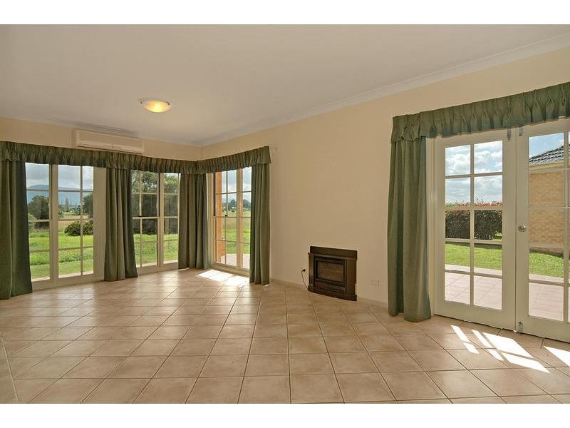 1/5 Dryden Close, Nowra NSW 2541