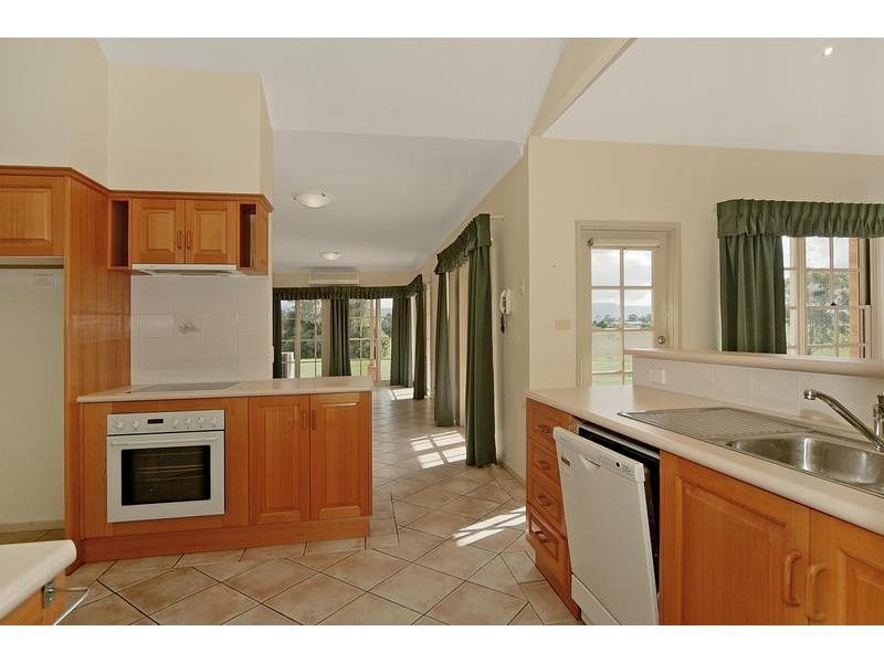 1/5 Dryden Close, Nowra NSW 2541