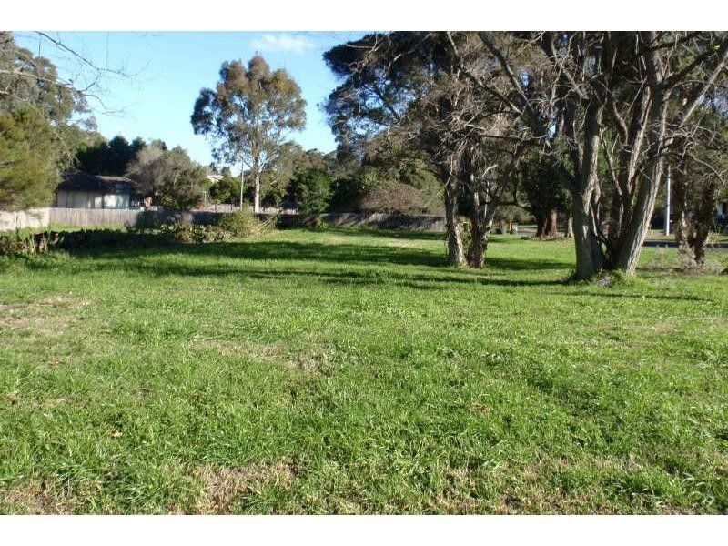 50 Birriley Street, Bomaderry NSW 2541