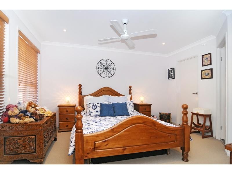 6 Mintbush Crescent, Worrigee NSW 2540