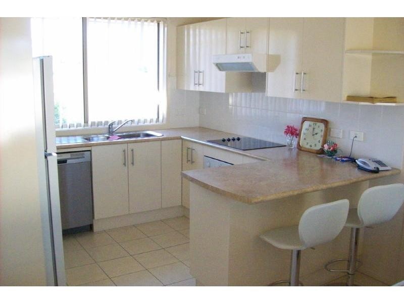 1/73-75 Rayleigh Drive, Worrigee NSW 2540