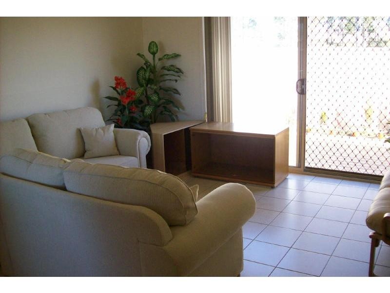 1/73-75 Rayleigh Drive, Worrigee NSW 2540