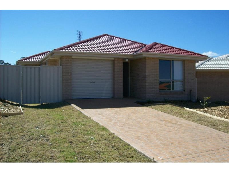28 Sullivan Street, Worrigee NSW 2540