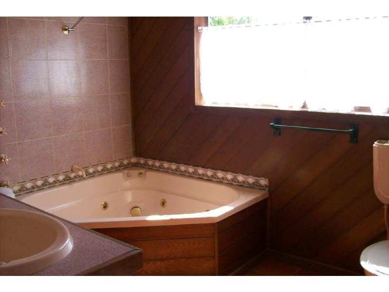 130 Berry Street, Nowra NSW 2541