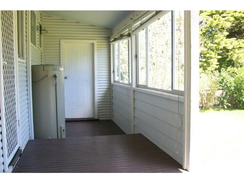 17 Tallayang Street, Bomaderry NSW 2541