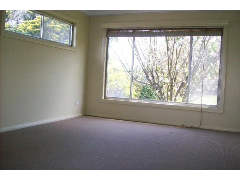 17 Tallayang Street, Bomaderry NSW 2541