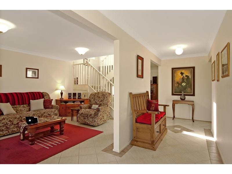 37 Tartarian Crescent, Bomaderry NSW 2541